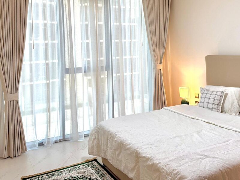 Your Modern Lagoon View Retreat